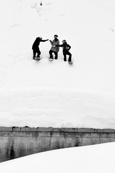 crew love shred together powdersurfing snurfing togetherness