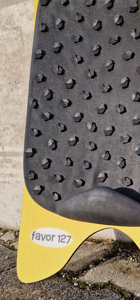 KONVOI board detail closeup shape magic traction pads