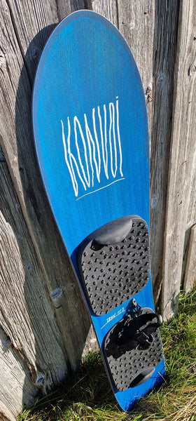 KONVOI TROU 153 Powdersurfboard blue resin